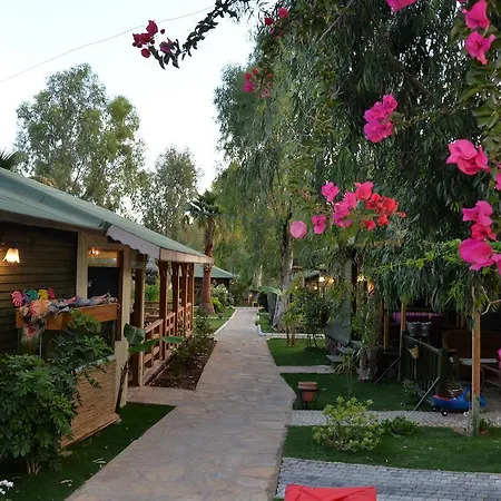 מלון Oba Beach אולודניץ